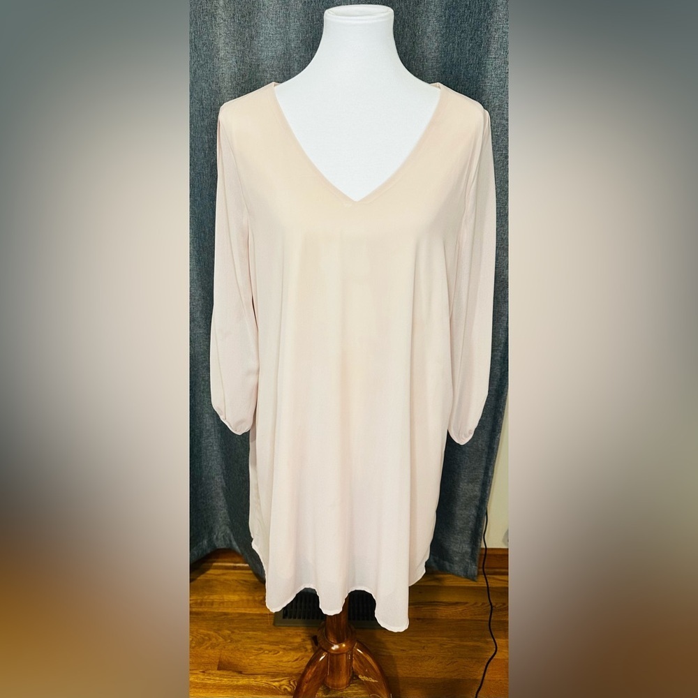 Lulus Blush Pink Split Sleeve V-Neck Blouse – Size Large